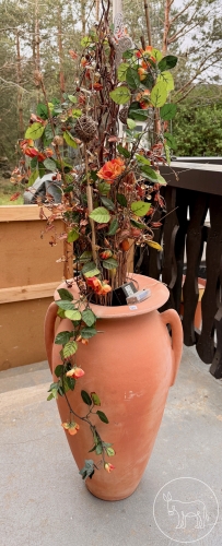 523 - Terracotta-Amphore Dekoblumen