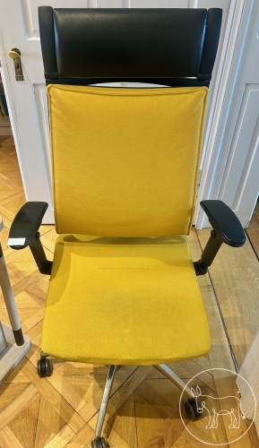 Bild 022- Bürostuhl