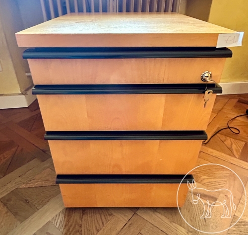 Bild 071- Rollcontainer