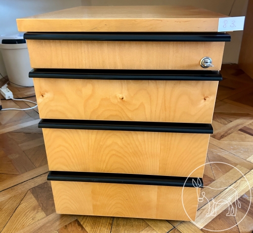 Bild 083- Rollcontainer