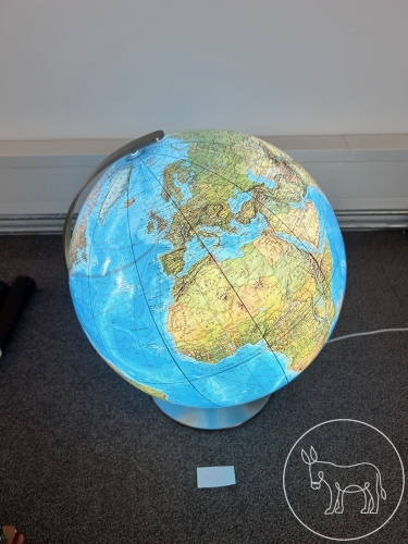 Bild 108- Globus