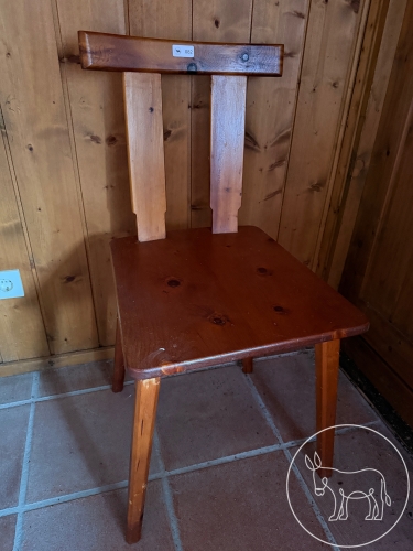 Bild 082 - Massiver Holzsessel