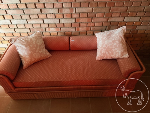 132 - Rattan-Ausziehsofa