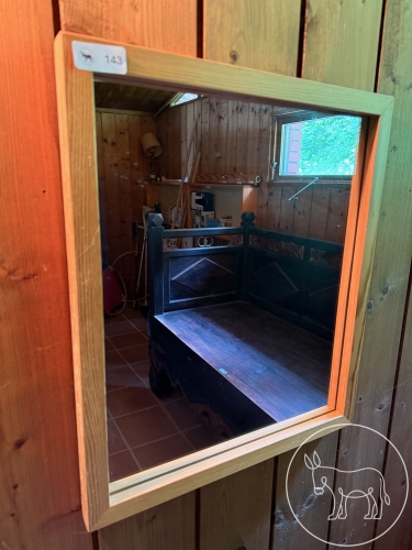 Bild 143 - Spiegel in Holzrahmen