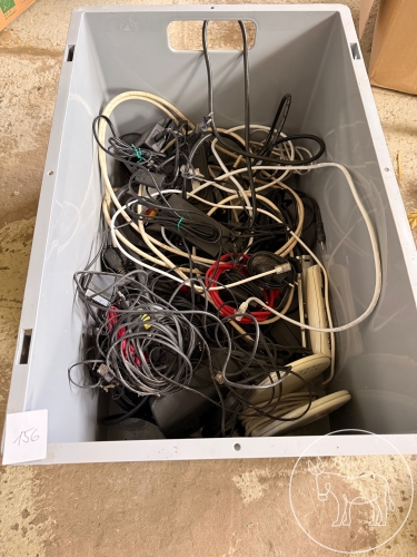 Bild 156 - Elektronik und Kabel Konvolut