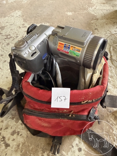 157 - Sony Cyber-shot DSC-F707