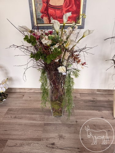 032 - Gasvase mit Kunstblumen