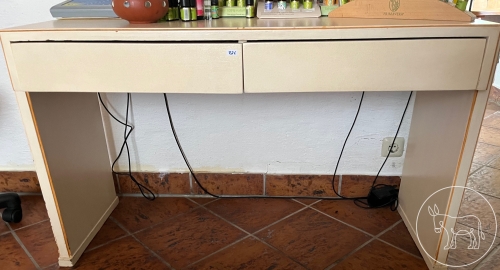 Bild 726 - Schreibtisch