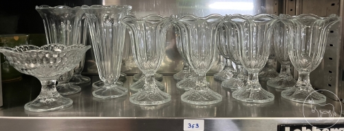 Bild 363 - Glas-Eisbecher Konvolut