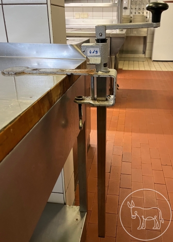 Bild 419 - Gastro-Dosenöffner