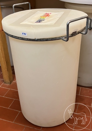 576 - Kunstoff Tonne