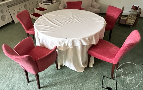 Bild 194 - Tisch