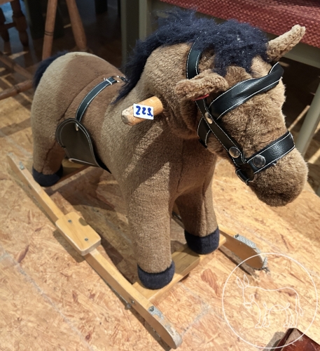 Bild 223 - Schaukelpferd