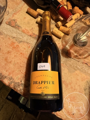 049 - 4Fl. Drappier brut Carte d'Or