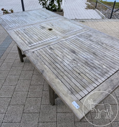 100 - Teakholz Tisch