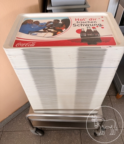 Bild 133 - Tablett Konvolut gebrandet