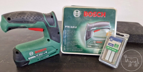 Bosch Akku Tackermaschine