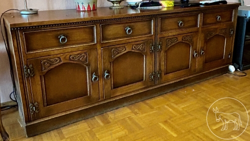 Holzschrank - Sideboard