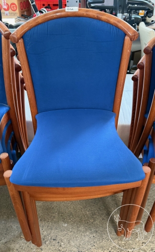 Bild 032 - 4 Stück Vollholzsessel mit Stoffbezug