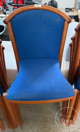 Bild 033 - 4 Stück Vollholzsessel mit Stoffbezug