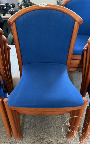 Bild 034 - 4 Stück Vollholzsessel mit Stoffbezug