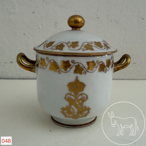 Bild 048 - Deckeltasse (Frankreich 19.Jh.)