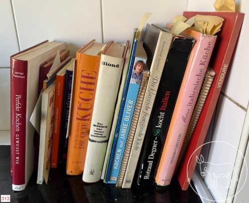 Bild 313 - Kochbücher Konvolut