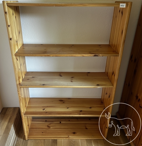 Bild 032 - Holzregal