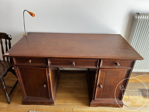 Bild 062 - Schreibtisch