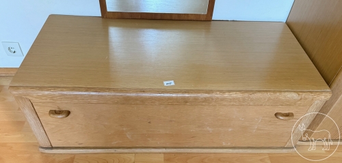 115 - Niedrige Schubladenkommode
