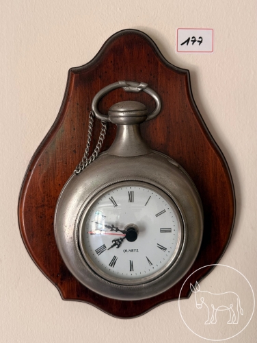 177 - Wanduhr