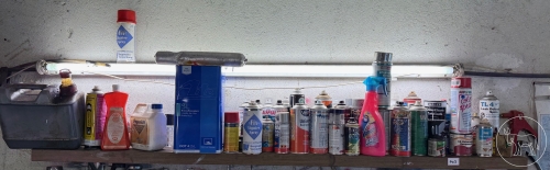 703 - Sprays und Lacke Konvolut