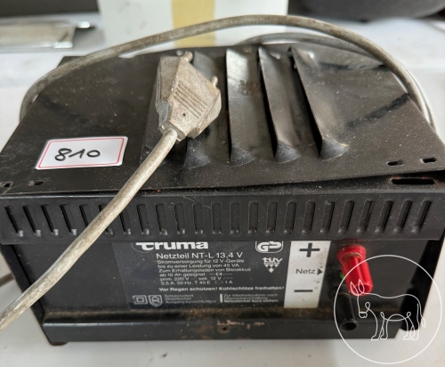 810 - TRUMA Stromversorger für 12V Geräte