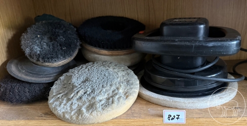 Bild 827 - Poliergerät mit Aufsätzen