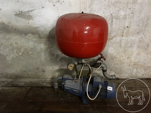 301 - Wasserpumpe mit Windkessel