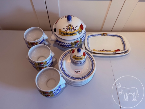 064 - Weißwurst-Geschirr Konvolut