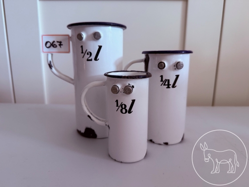 Bild 067 - Antikes Emaille Messbecher-Set