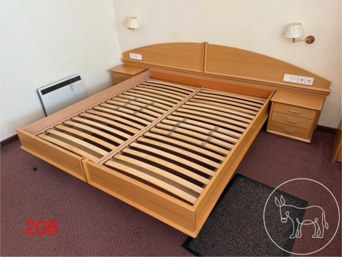 Bild 208 - Ehebett