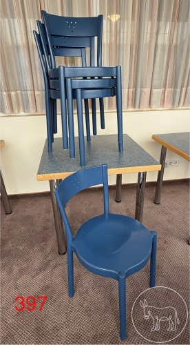 Bild 397 - Tisch mit 4 Sessel