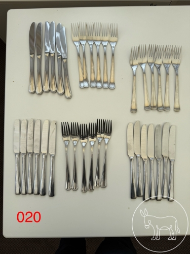 Bild 020 - Besteckset Konvolut
