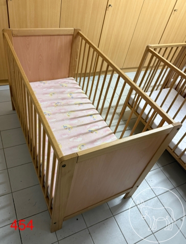 Bild 454 - Gitterbett