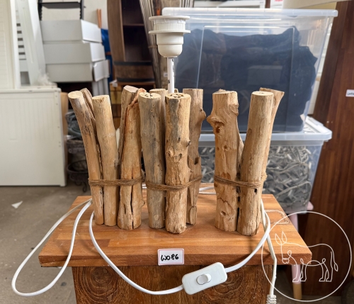 Bild 086 - Tischlampe ohne Schirm