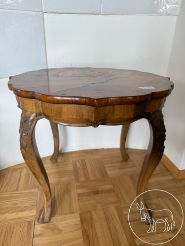 038 - antiker Beistelltisch