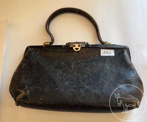 194 - Antikes Leder-Täschchen