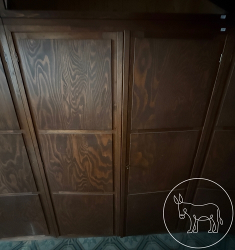 280 - massiver Holzschrank groß