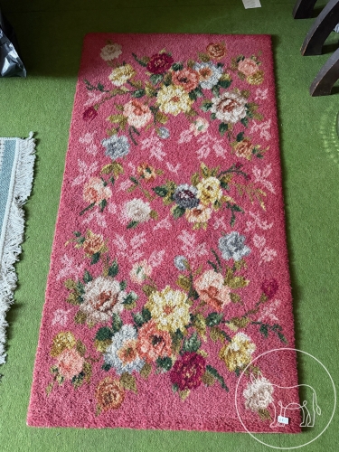 292 - kleiner Teppich
