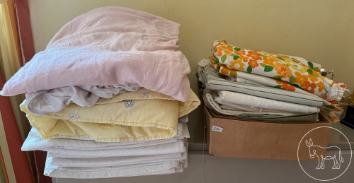 Bild 296 - Textilien Konvolut