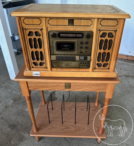 004 - Retro Musikanlage