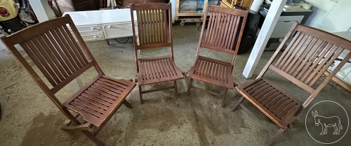 005 - 4 Stück Gartenstühle massiv