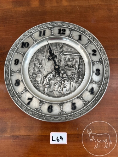 Bild 069 - Zinn-Teller als Wanduhr